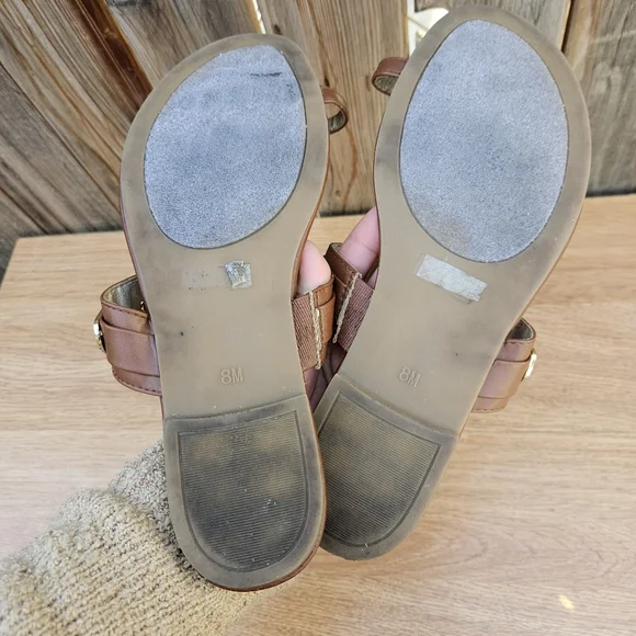 G By Guess Brown Leather Sandals with Gold Chain Size 8 - Picture 16 of 16